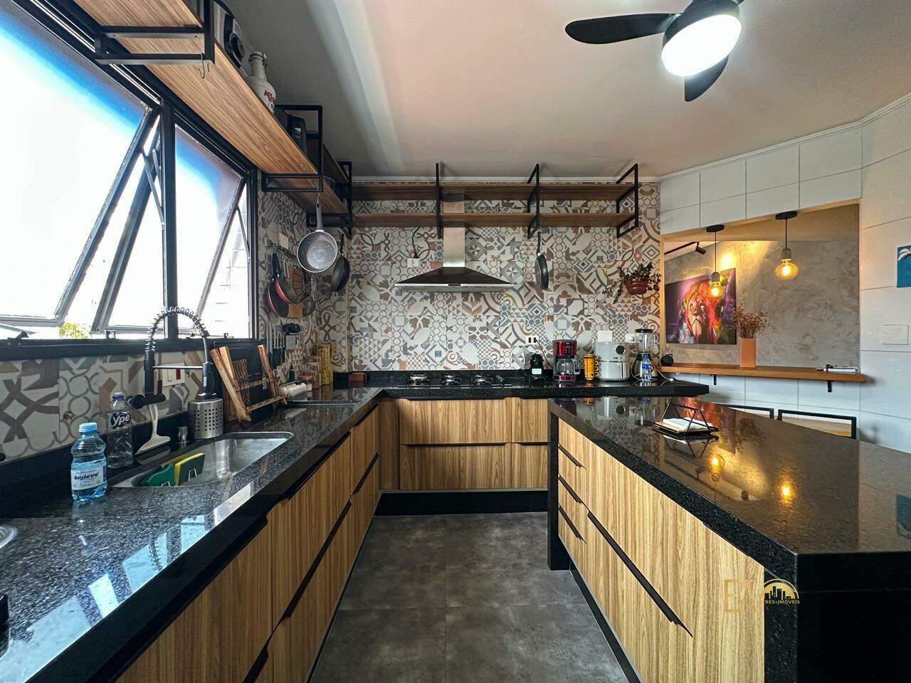 Apartamento à venda no Embaré: 