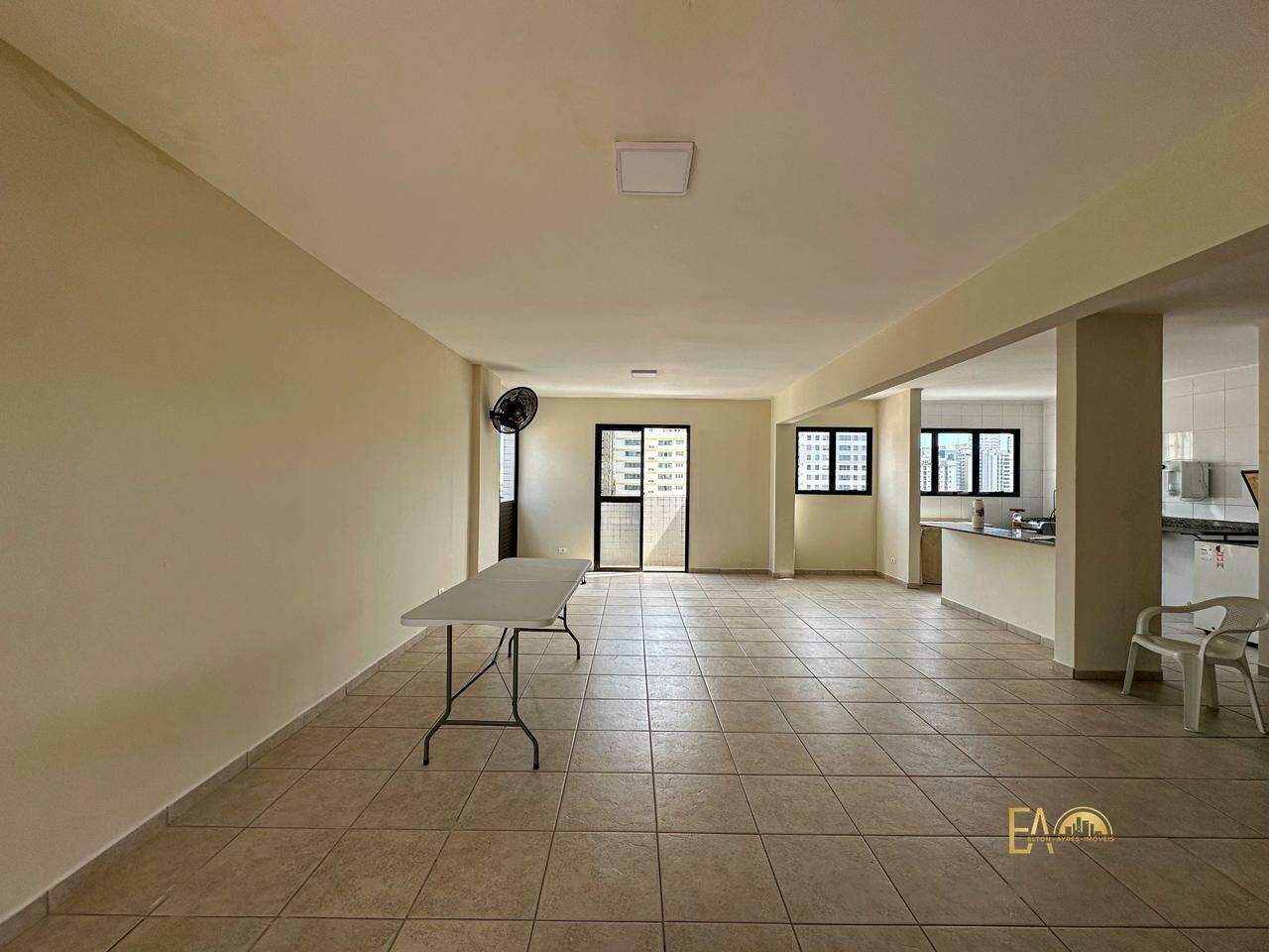 Apartamento à venda no Embaré: 