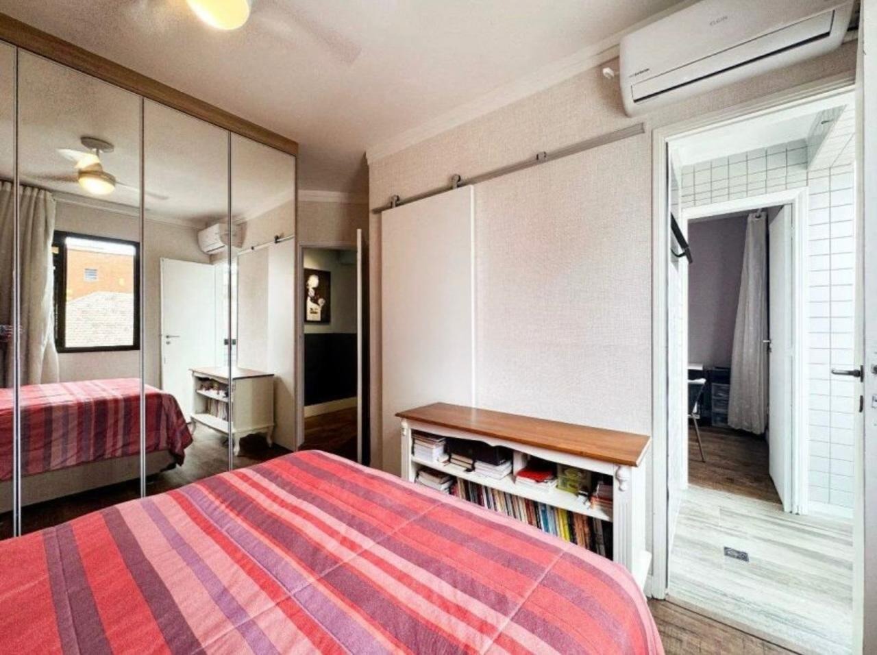 Apartamento à venda no Embaré: 