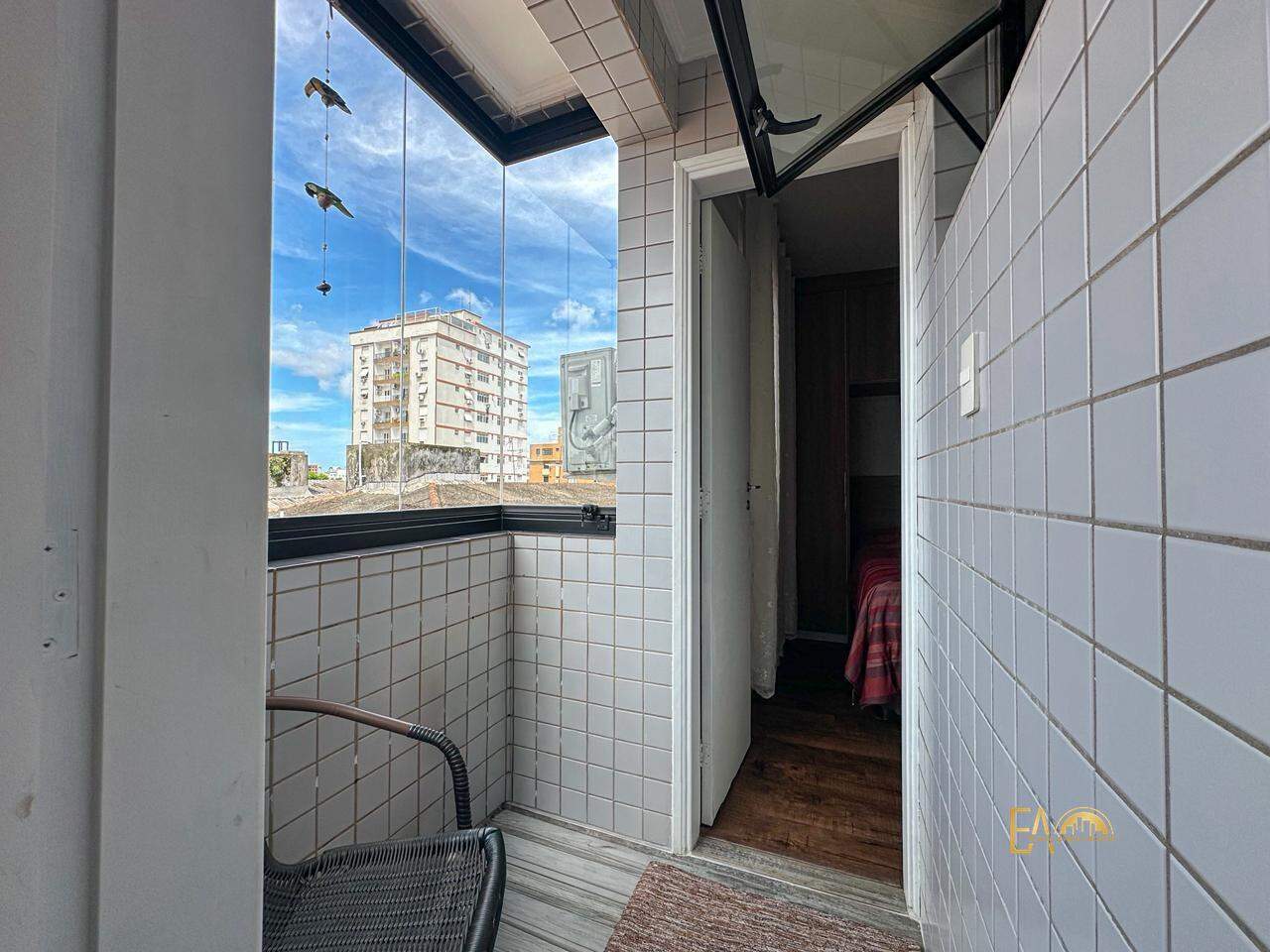 Apartamento à venda no Embaré: 