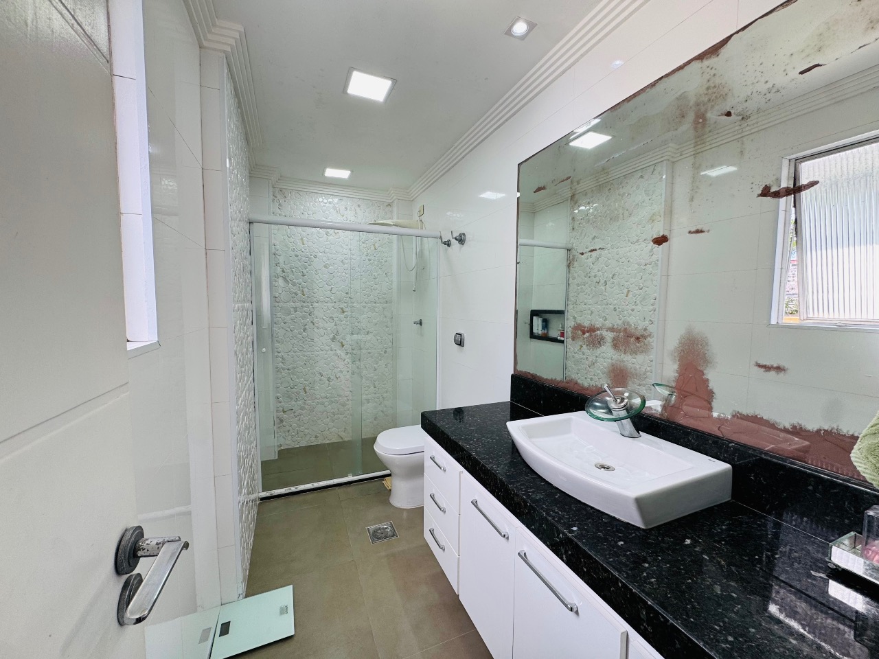 Apartamento à venda no Embaré: 