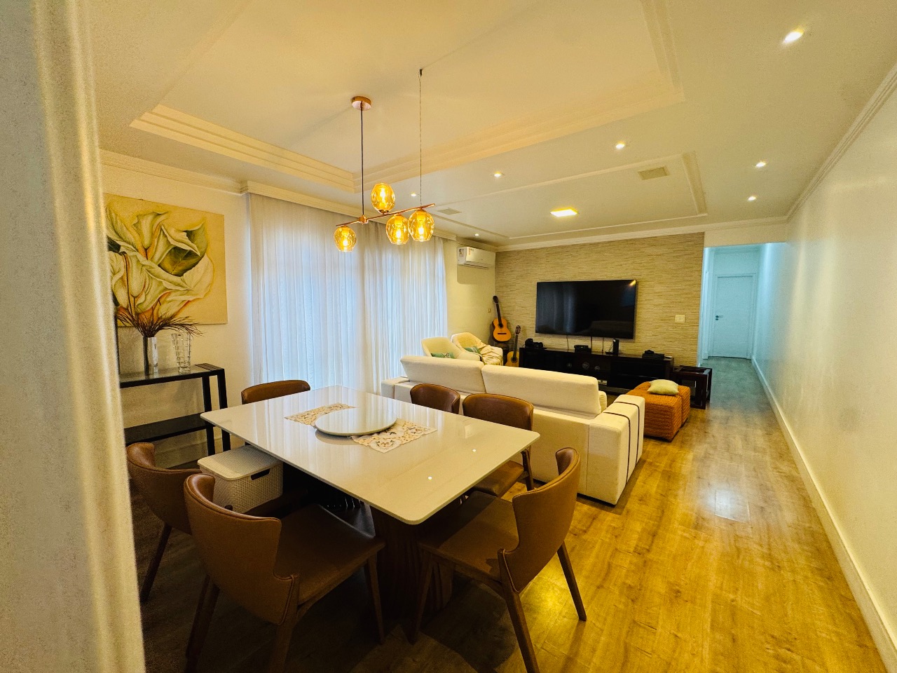 Apartamento à venda no Embaré: 