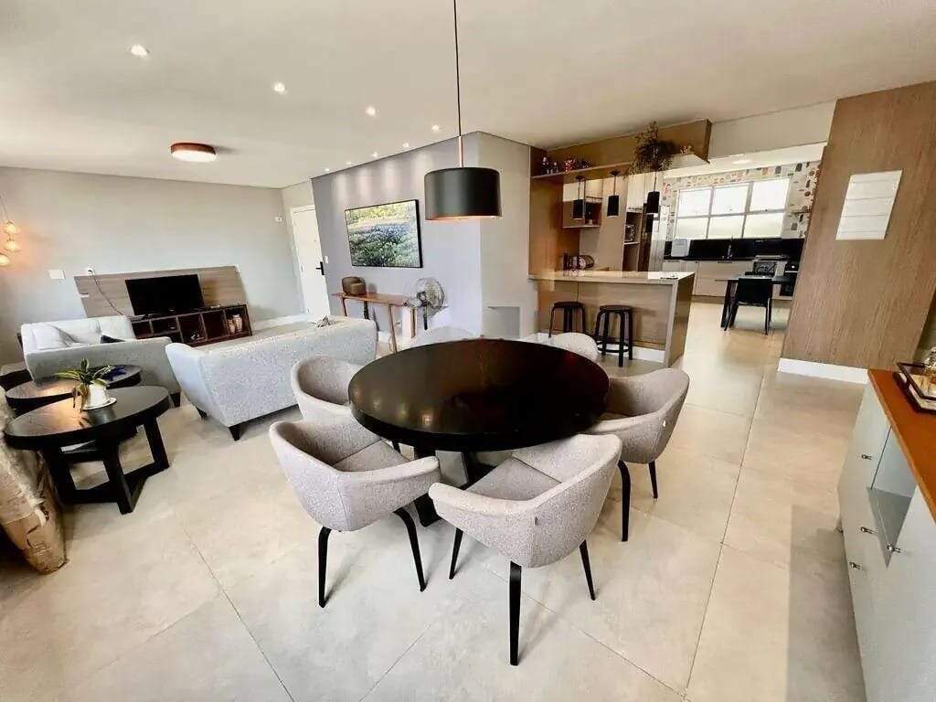 Apartamento à venda no Embaré: 