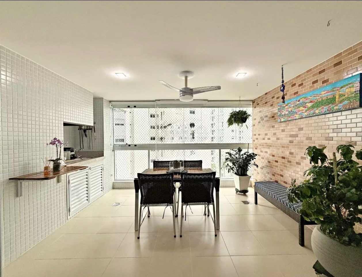 Apartamento à venda no Ponta da Praia: