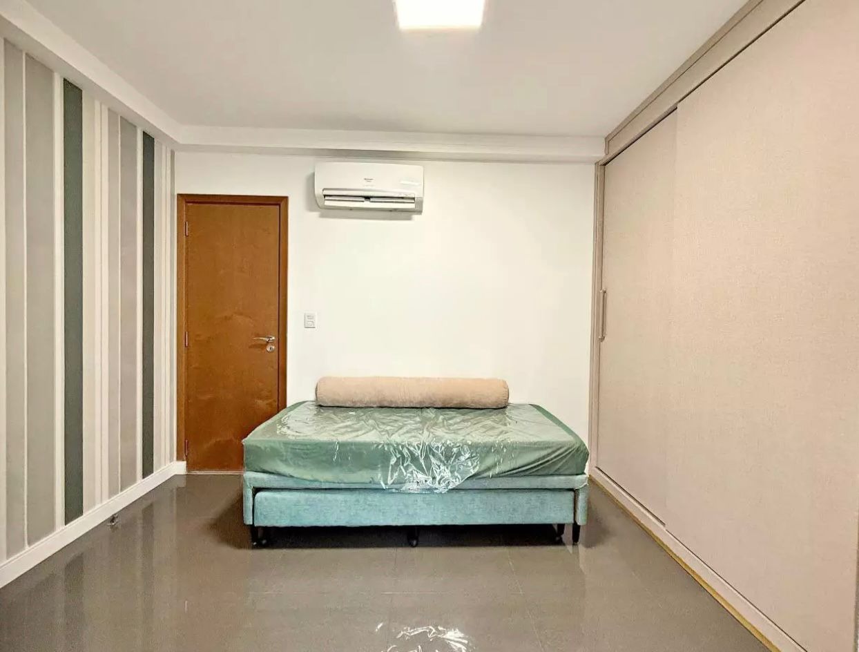 Apartamento à venda no Ponta da Praia: