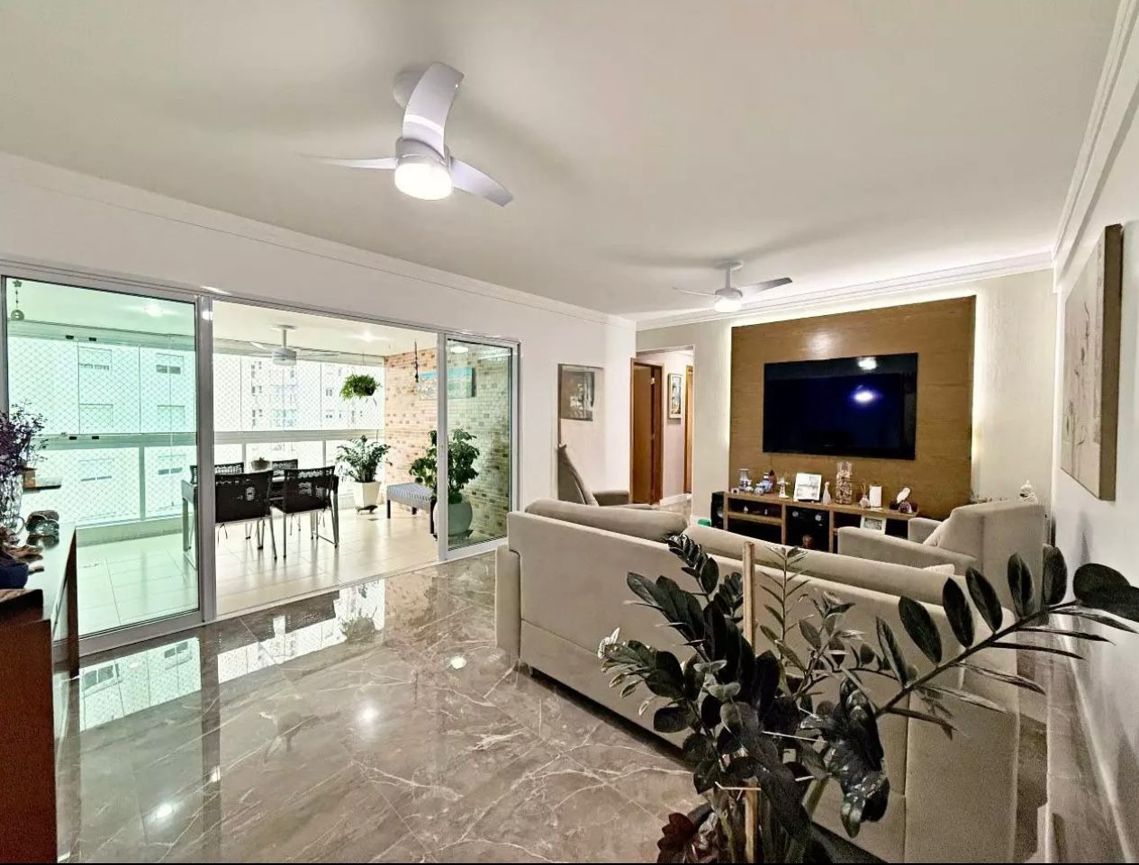 Apartamento à venda no Ponta da Praia: