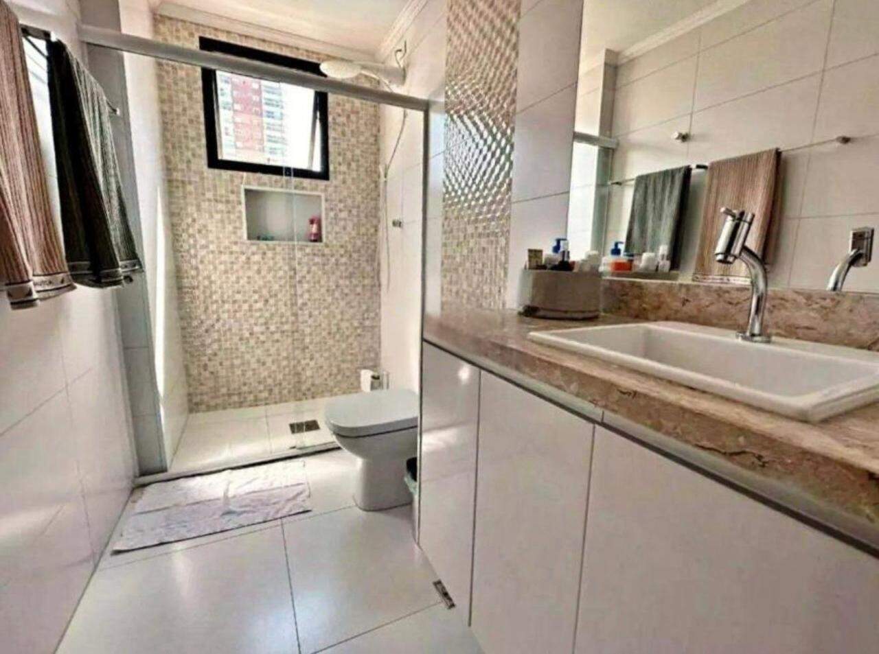 Apartamento à venda no Ponta da Praia: 
