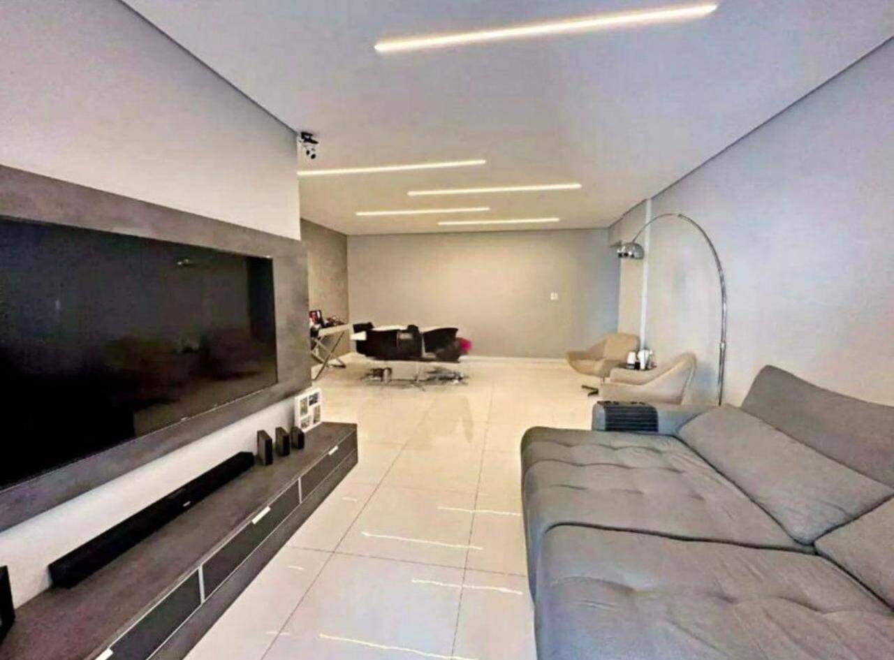 Apartamento à venda no Ponta da Praia: 