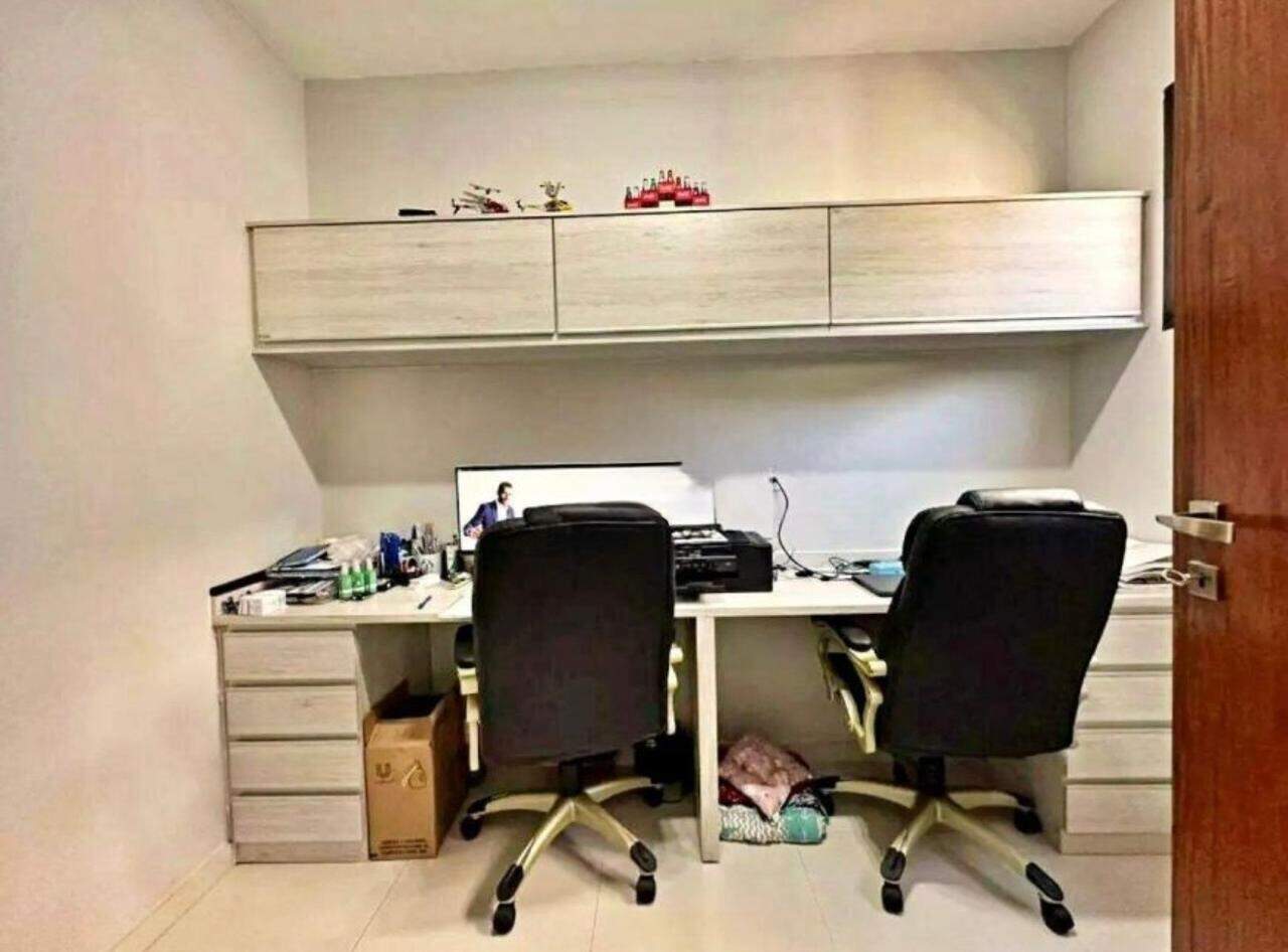 Apartamento à venda no Ponta da Praia: 