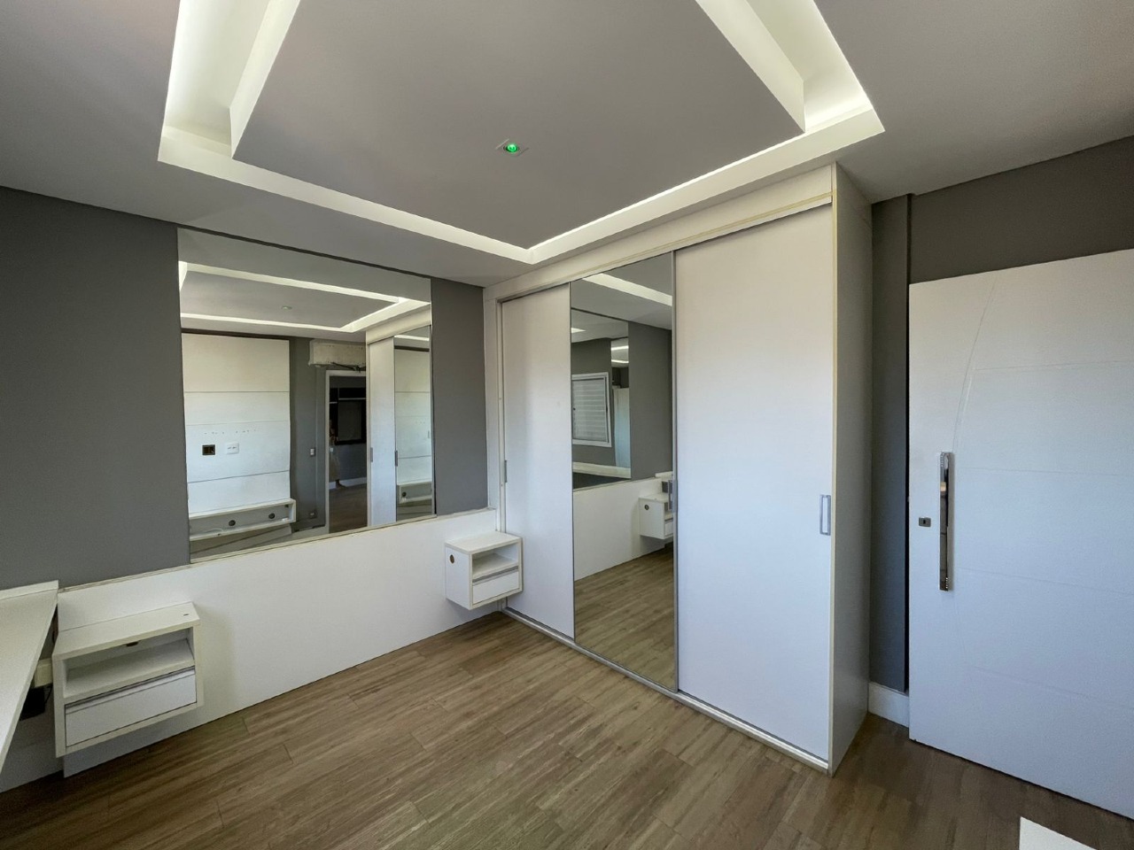 Apartamento à venda no Ponta da Praia: