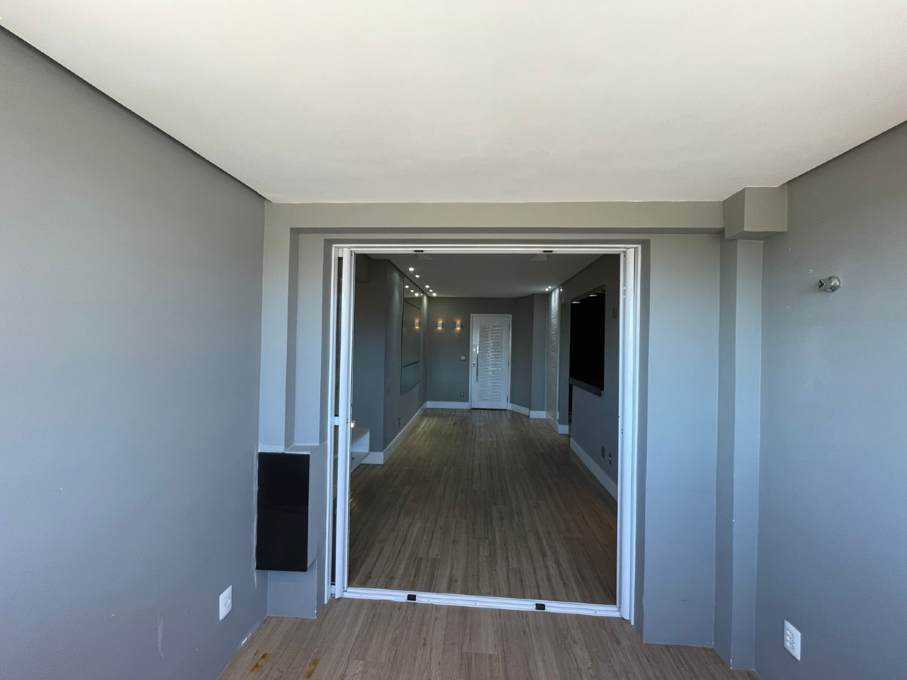 Apartamento à venda no Ponta da Praia: