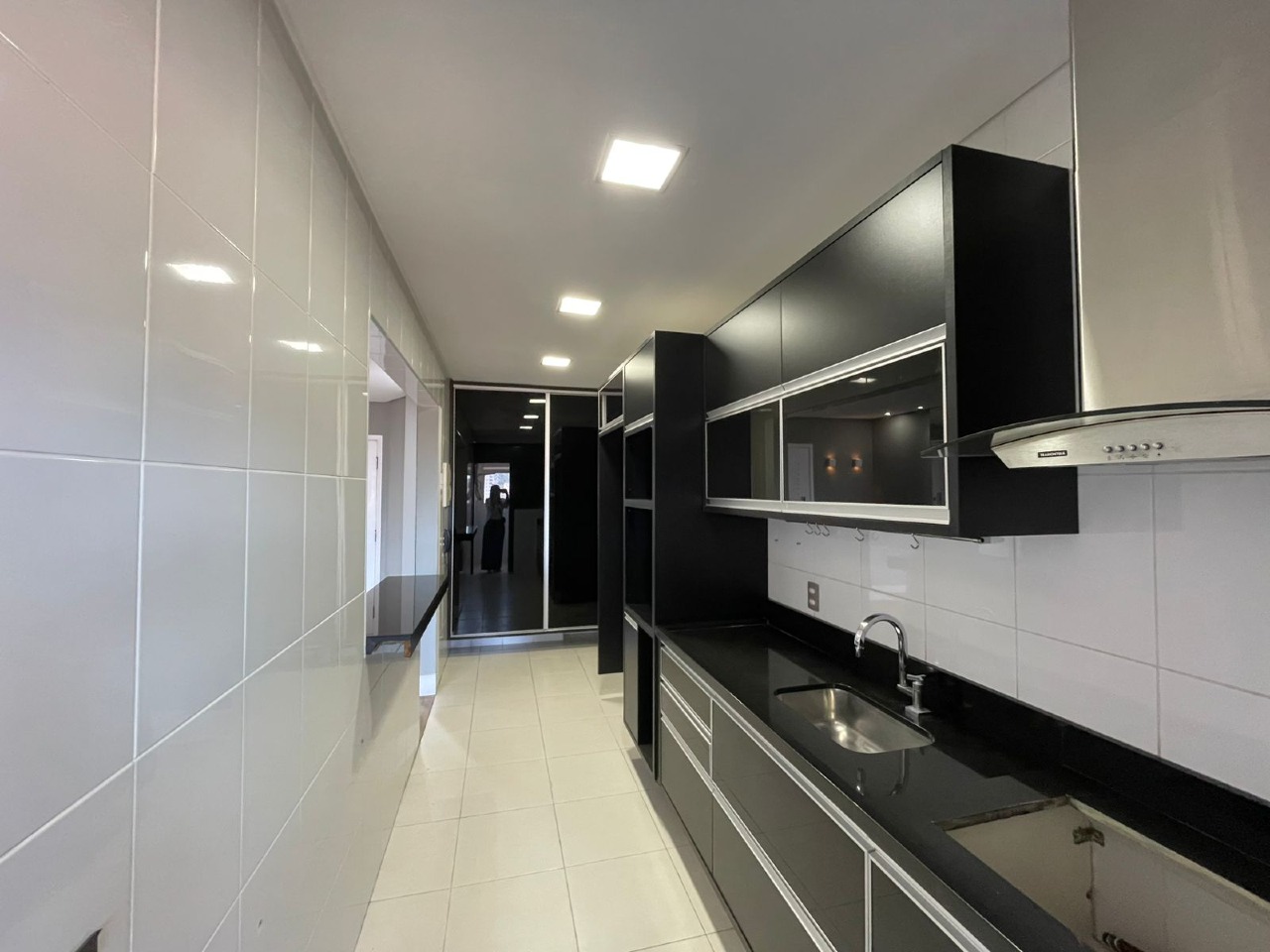 Apartamento à venda no Ponta da Praia: