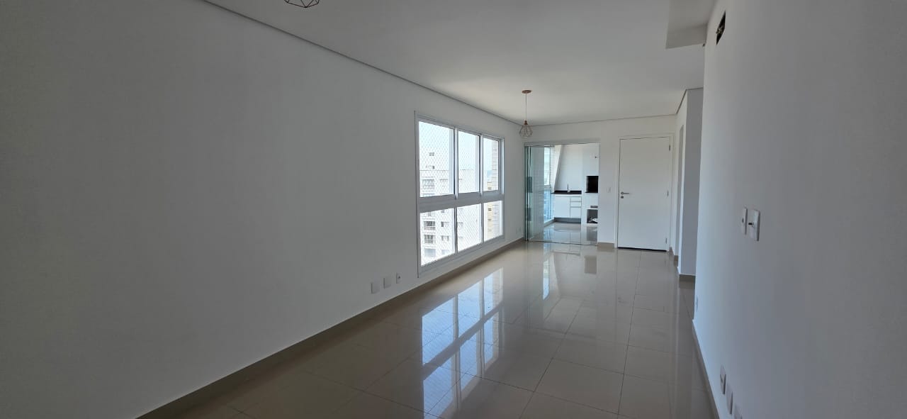 Apartamento à venda no Ponta da Praia: 