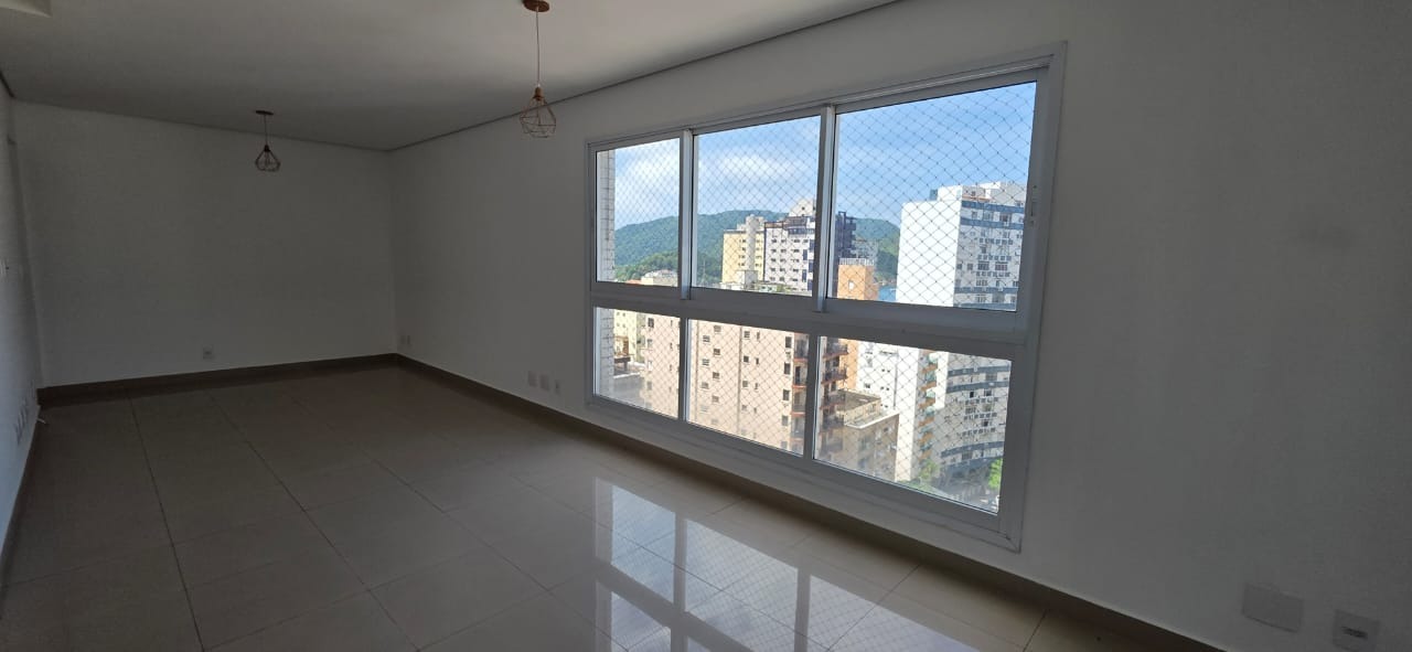 Apartamento à venda no Ponta da Praia: 