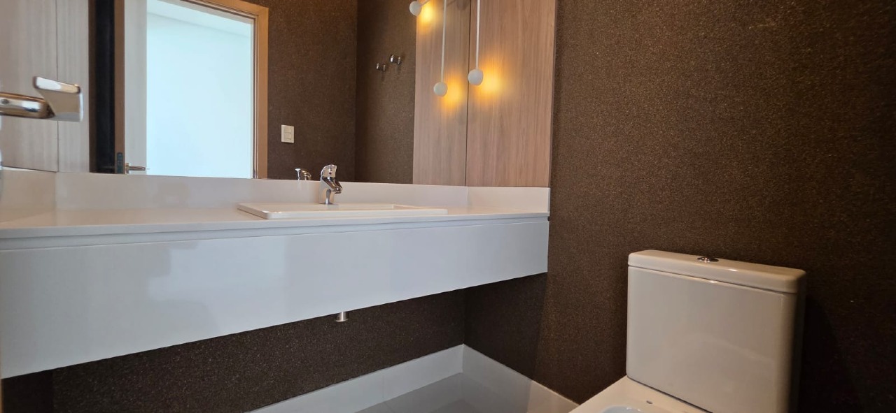 Apartamento à venda no Ponta da Praia: 