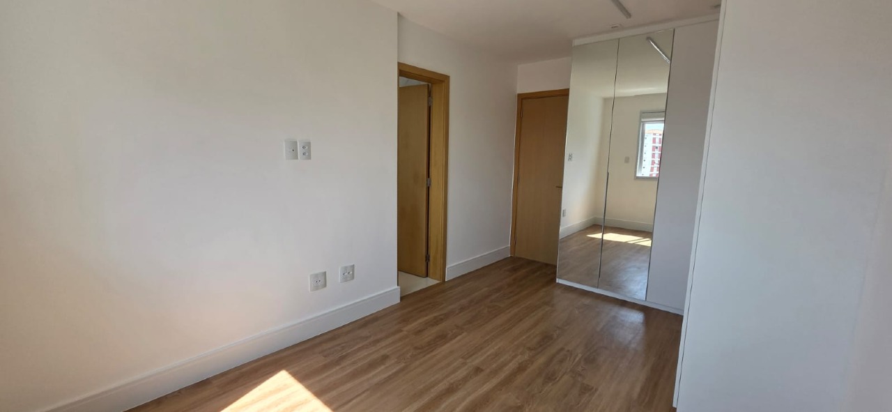 Apartamento à venda no Ponta da Praia: 