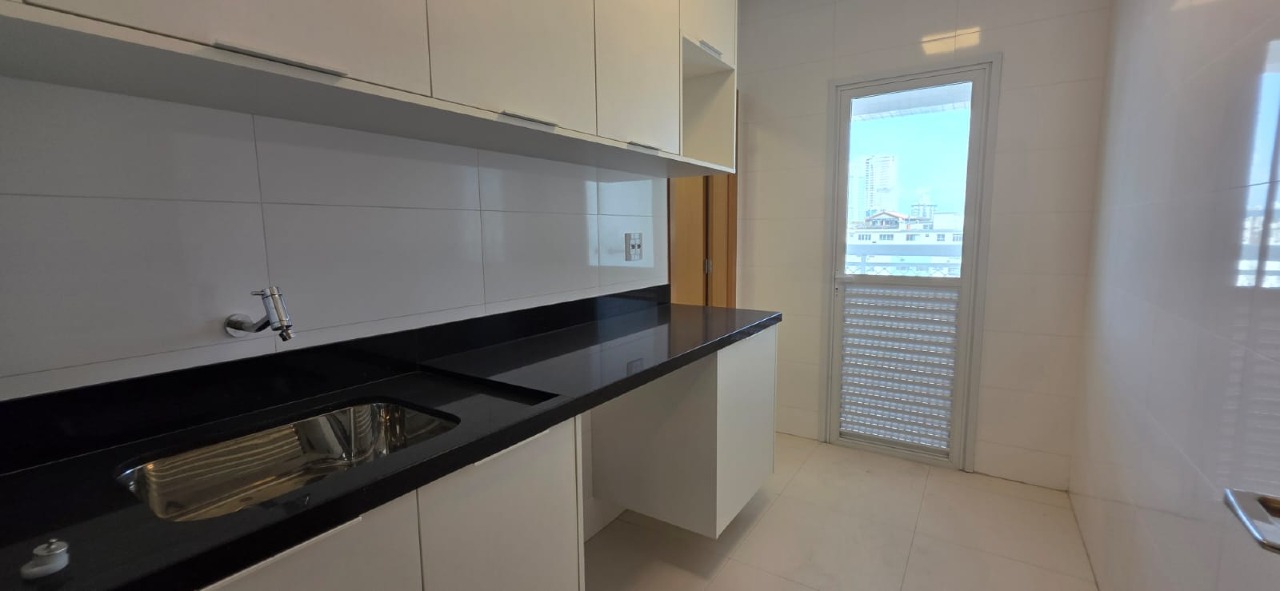 Apartamento à venda no Ponta da Praia: 