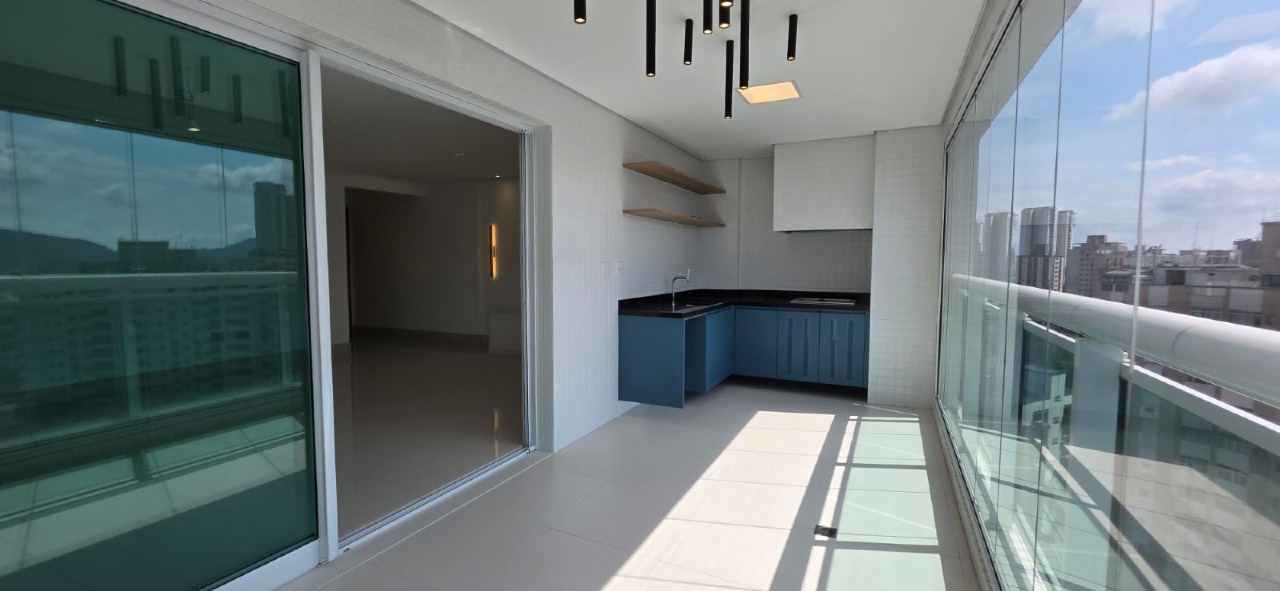 Apartamento à venda no Ponta da Praia: 