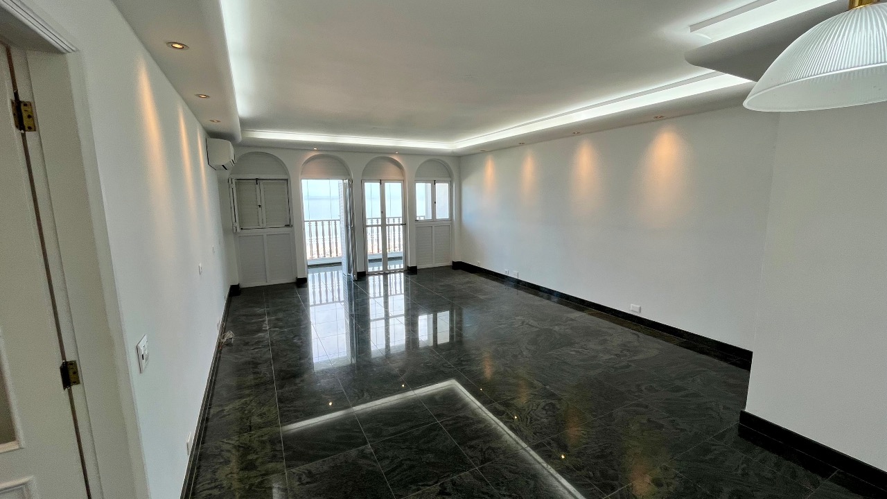 Apartamento à venda no Gonzaga: