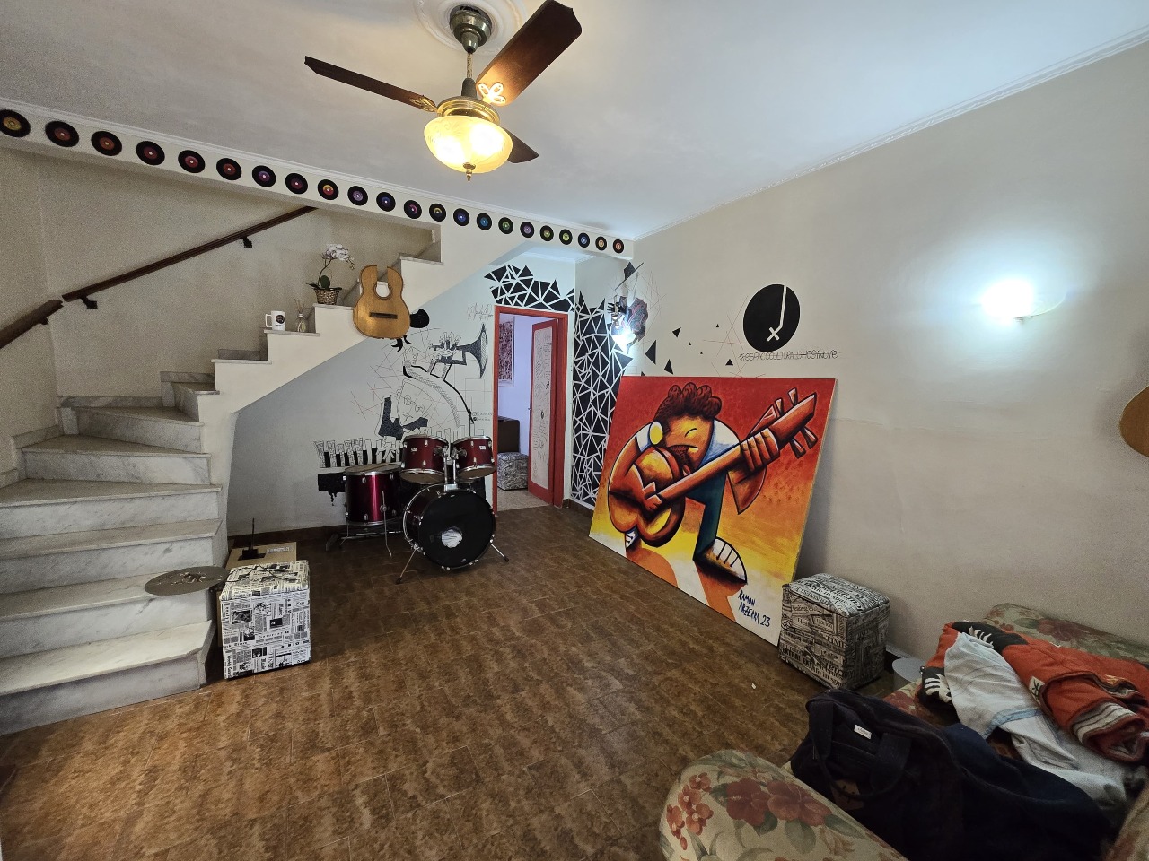 Sobrado à venda no Encruzilhada: 