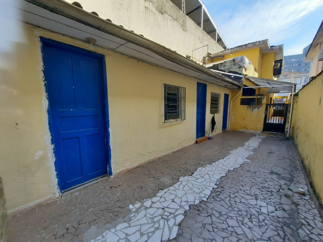 Sobrado à venda no Encruzilhada: