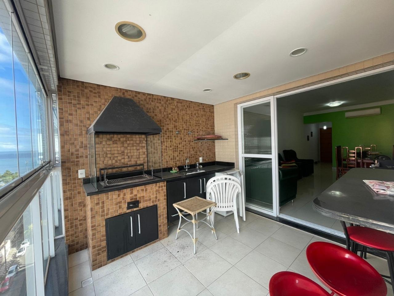 Apartamento à venda no Embaré: 