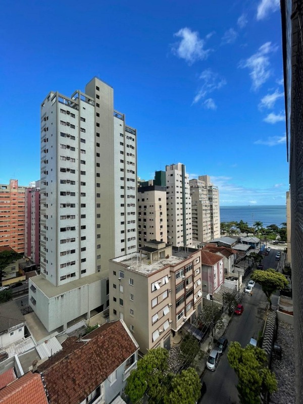 Apartamento à venda no Embaré: 