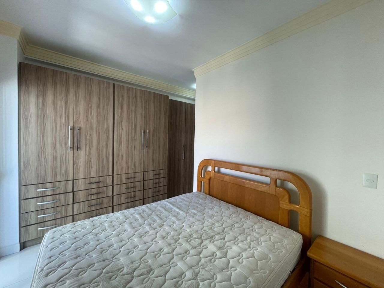 Apartamento à venda no Embaré: