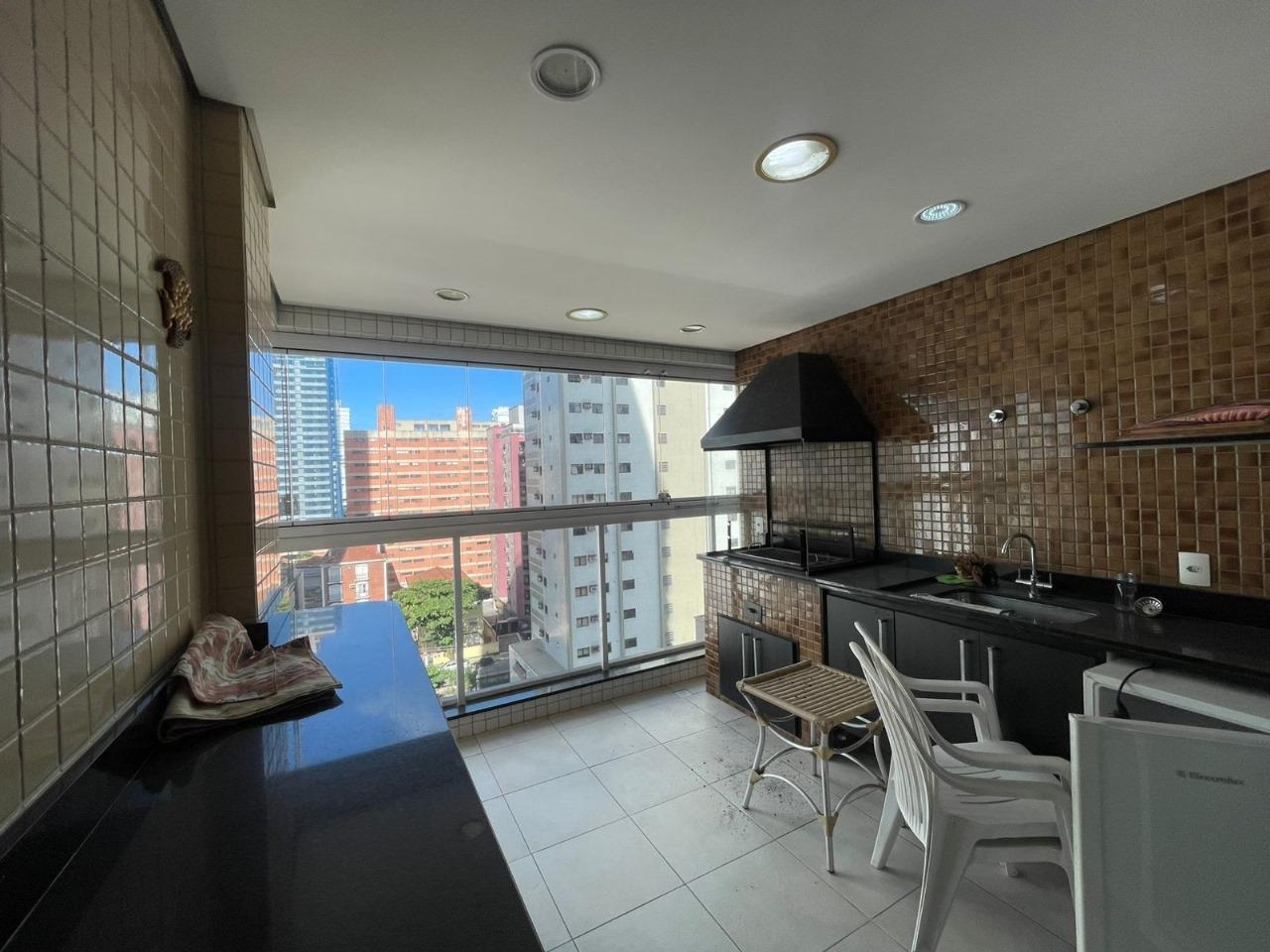 Apartamento à venda no Embaré: 