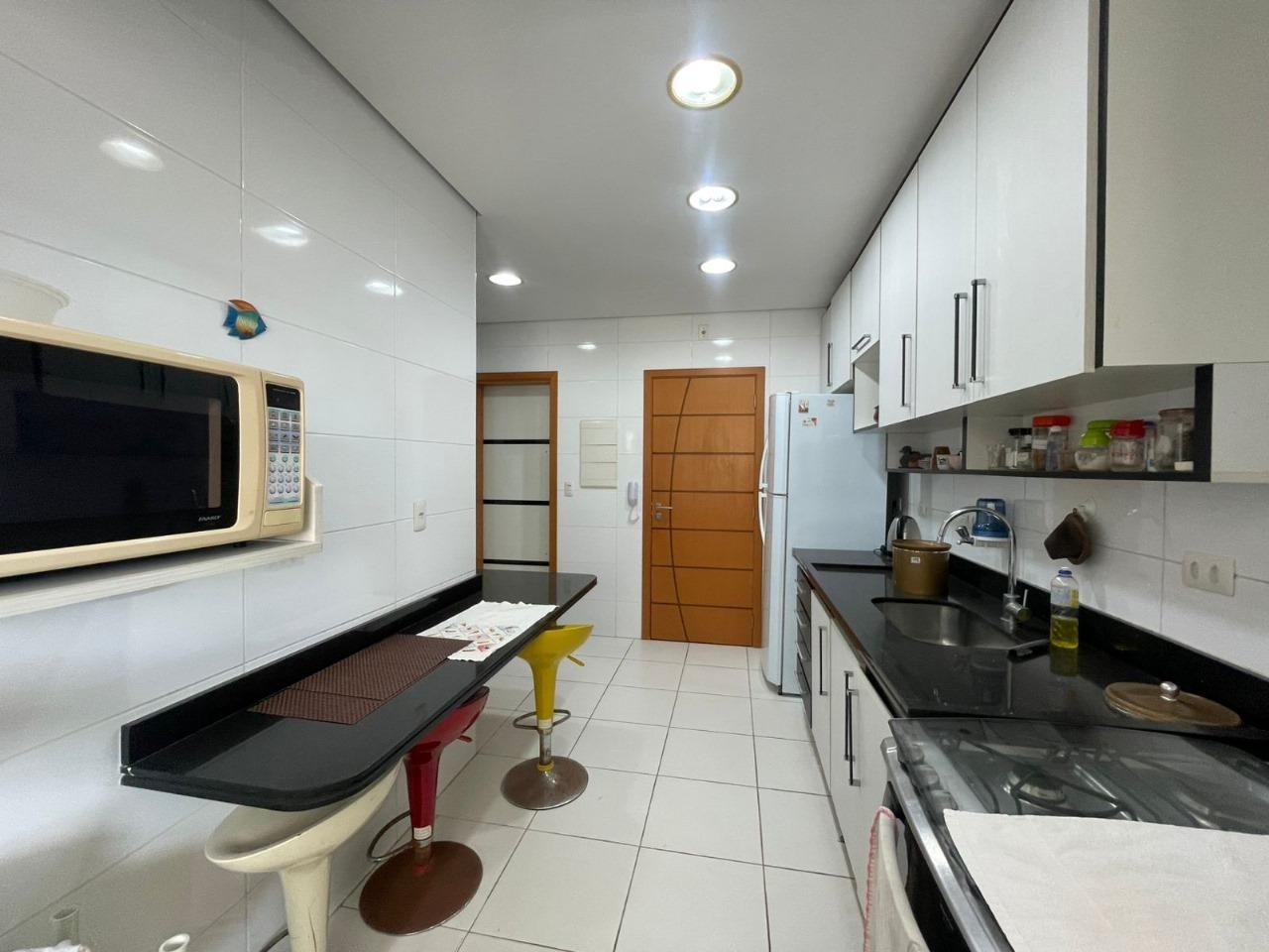 Apartamento à venda no Embaré: