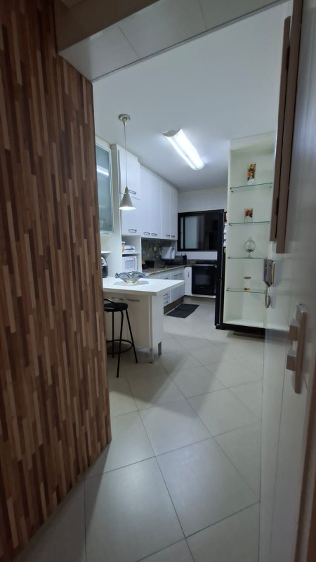 Apartamento à venda no Marapé: 