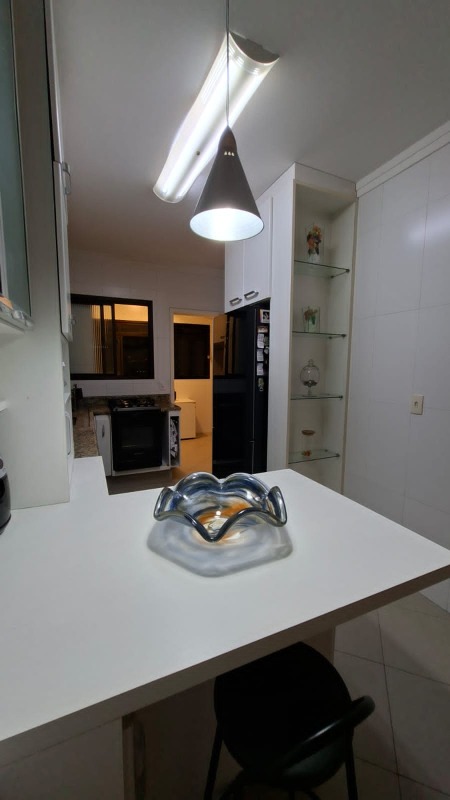 Apartamento à venda no Marapé: 