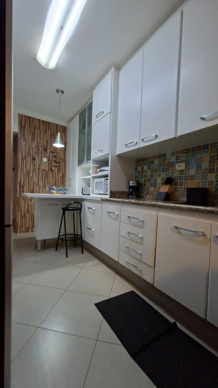 Apartamento à venda no Marapé: 