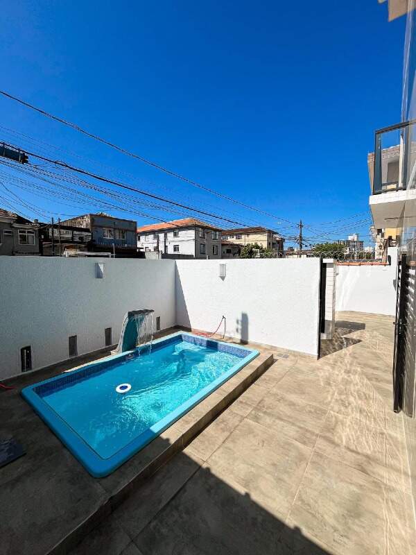 Casa de Condomínio à venda no Macuco: 