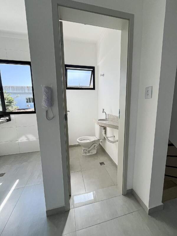 Casa de Condomínio à venda no Macuco: 