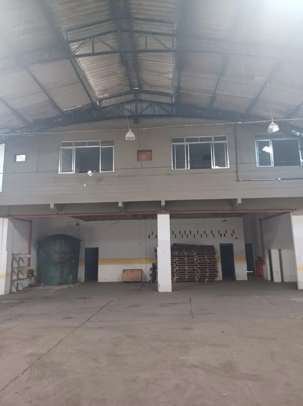 Galpão para aluguel no Chico de Paula: 