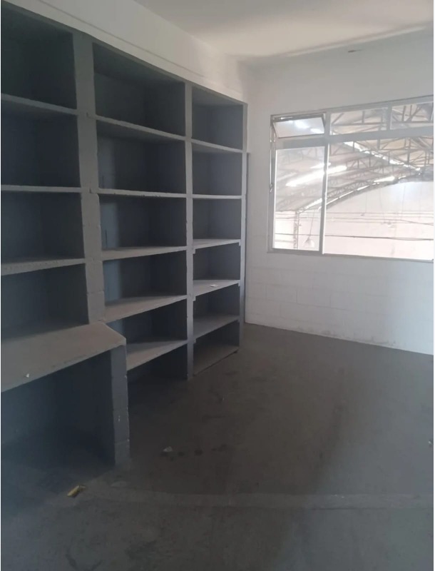 Galpão para aluguel no Chico de Paula: 