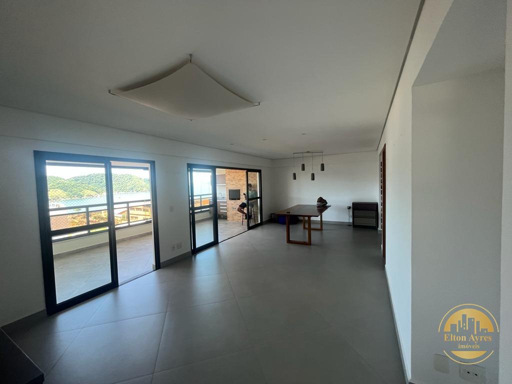 Apartamento à venda no Ponta da Praia: 