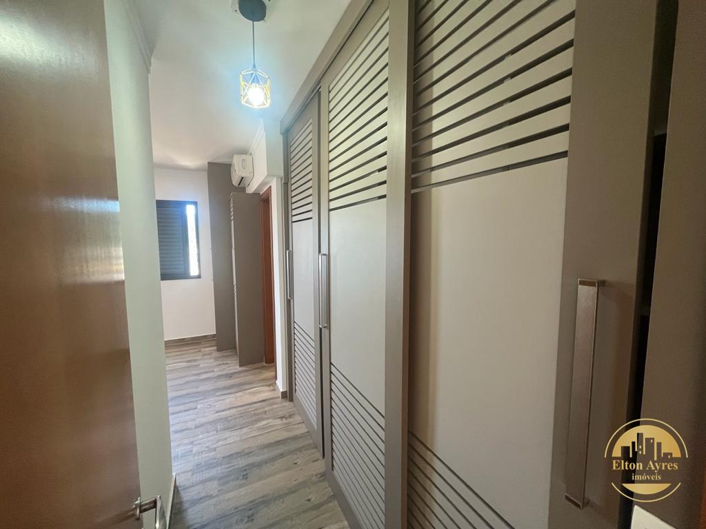 Apartamento à venda no Ponta da Praia: 