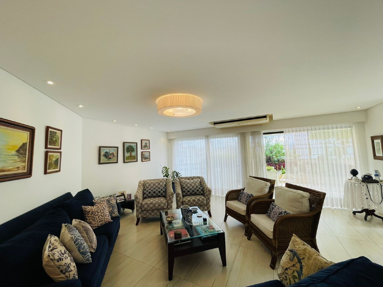 Cobertura à venda no Ponta da Praia: 