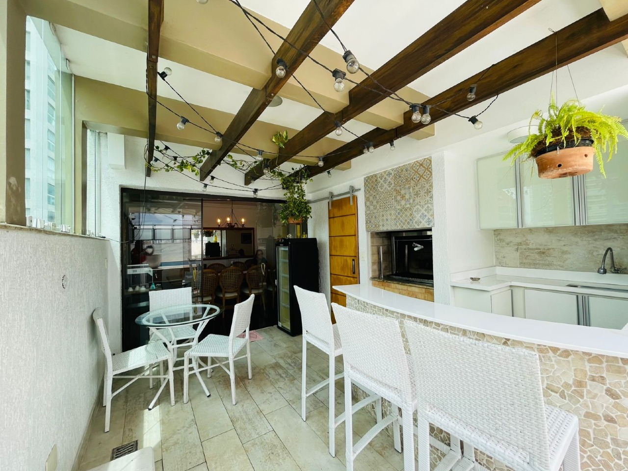 Cobertura à venda no Ponta da Praia: 