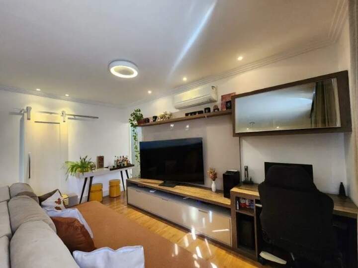 Apartamento à venda no Ponta da Praia: 