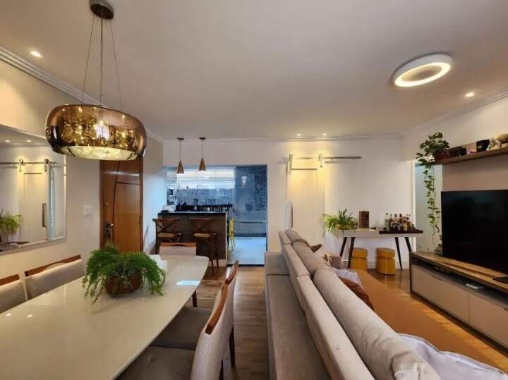 Apartamento à venda no Ponta da Praia: 