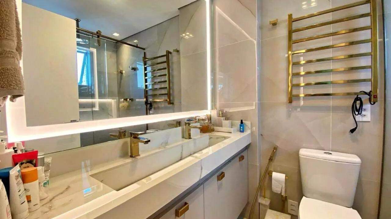 Apartamento à venda no Embaré: 