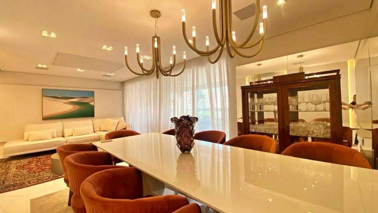 Apartamento à venda no Embaré: 