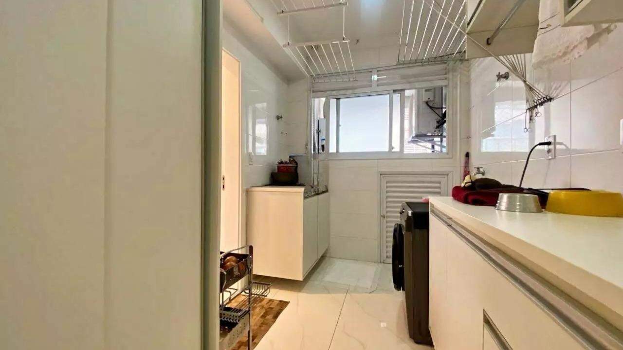 Apartamento à venda no Embaré: 