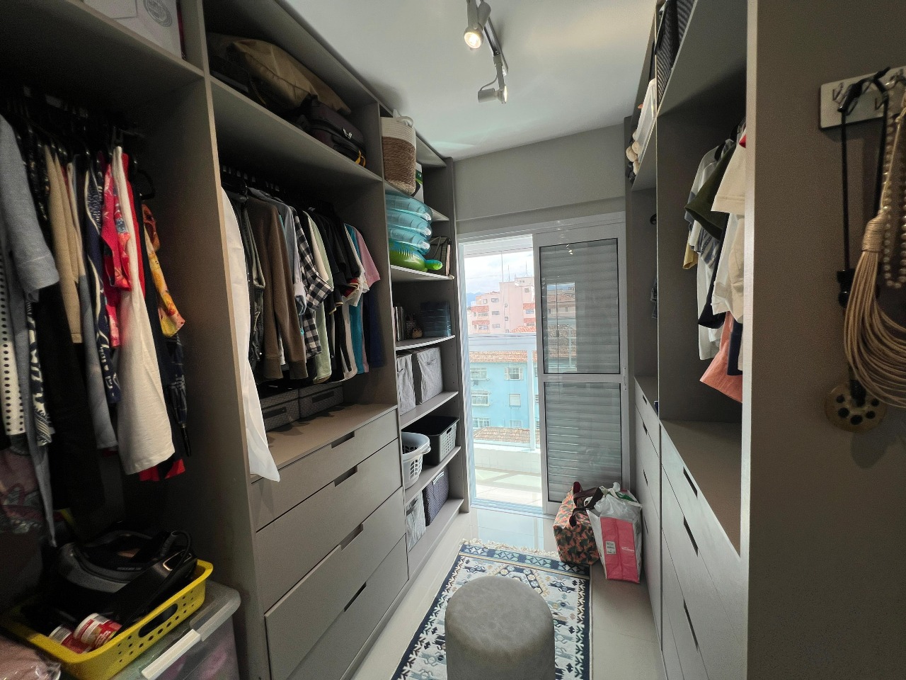 Apartamento à venda no Embaré: 