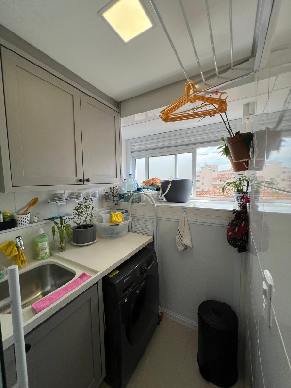 Apartamento à venda no Embaré: 