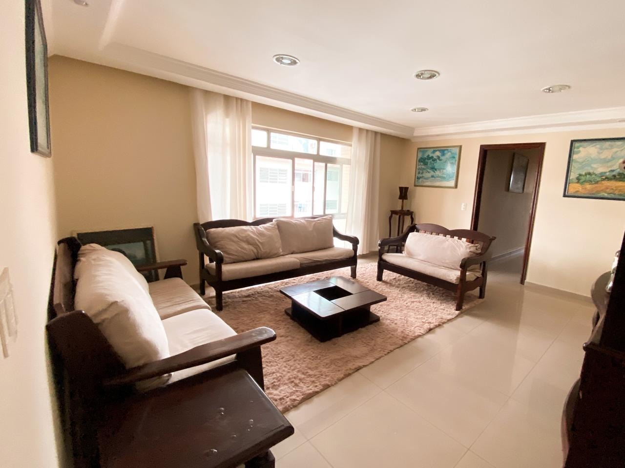 Cobertura para aluguel no Embaré: 