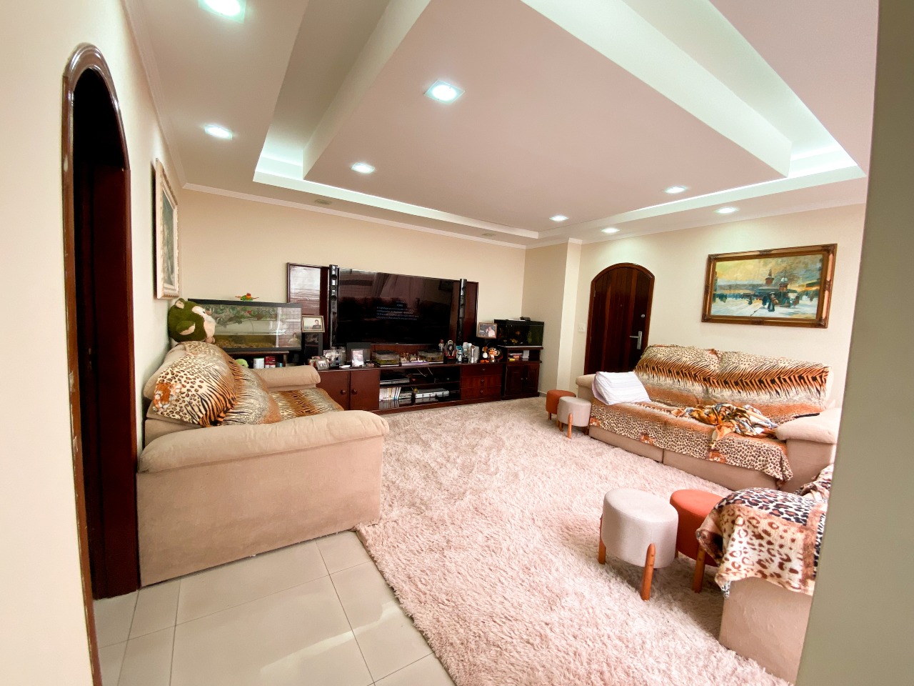 Cobertura para aluguel no Embaré: 